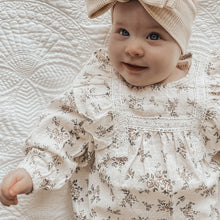 Load image into Gallery viewer, Annabelle Romper