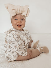 Load image into Gallery viewer, Annabelle Romper